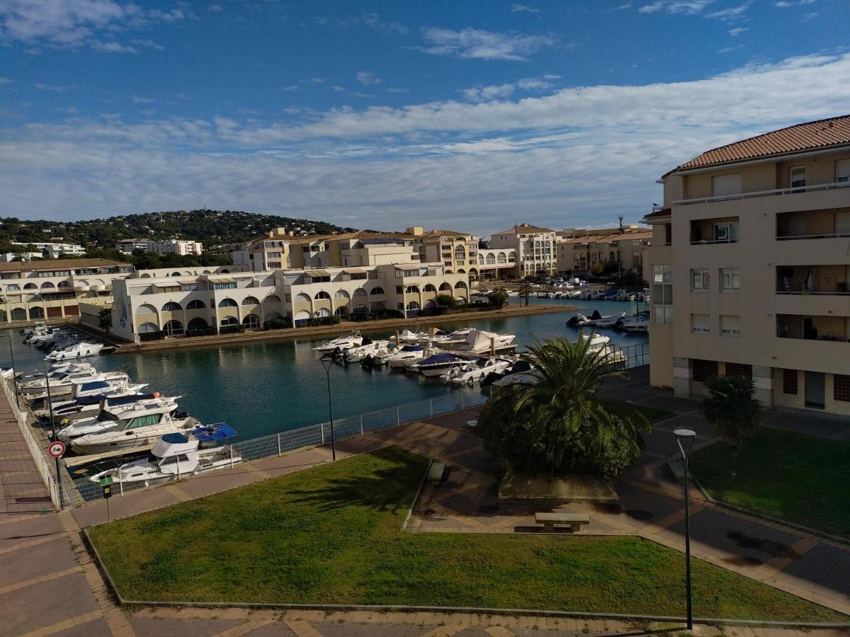 Mer, Bateau Sète Exterior foto